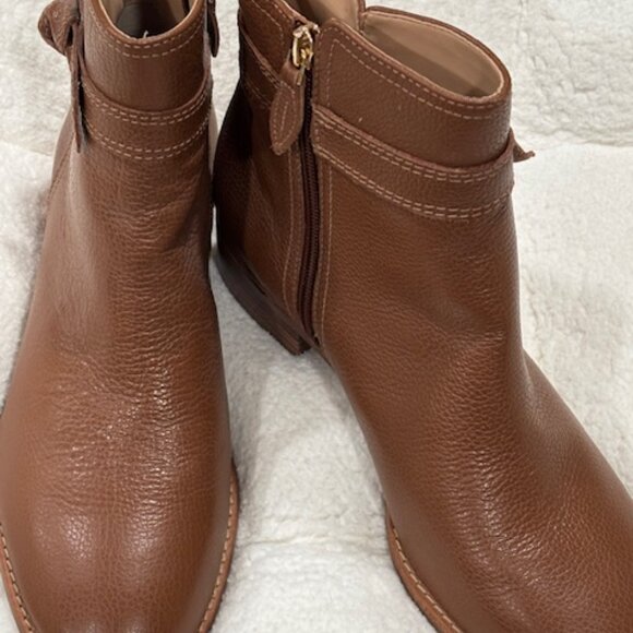 TALBOT BRAND Brazilian Leather Ankle Boots w/ Zippers & Bows NWOT SZ 9.5 - Picture 15 of 16